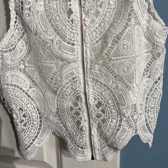 ReVamped lace/ crochet crop top - Picture 8 of 11